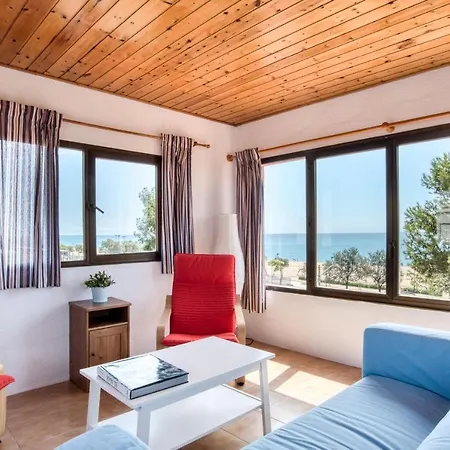 Casa Familiar Con Jardin Privado Holiday home *